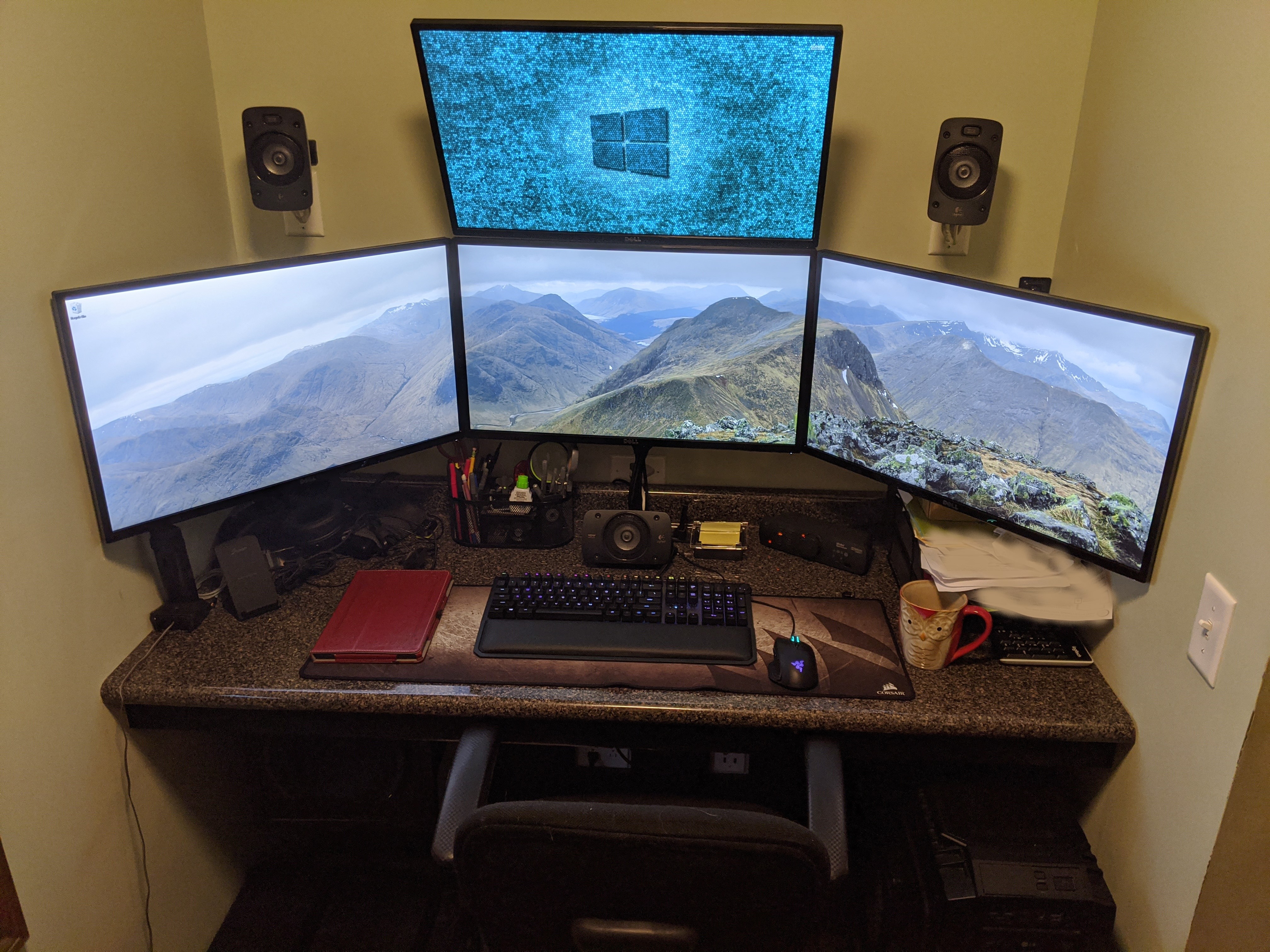 Featured image of post Wallpaper Engine Multiple Monitors Assigning different wallpapers for each monitor was so easy in windows 8